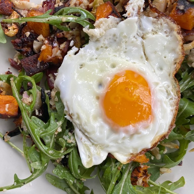 Early Mornings & A Breakfast Salad